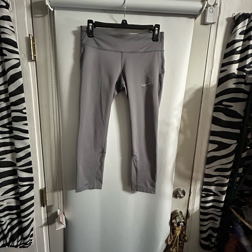 Sleek Gray Leggings